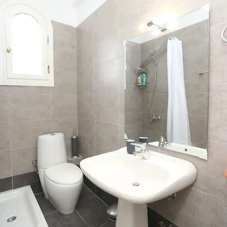 Dimi - 100m Beach, 4 Bdrms, Garden, Sea View Villa Pefkochori