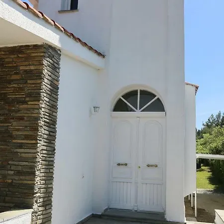 Dimi - 100m Beach, 4 Bdrms, Garden, Sea View Villa *